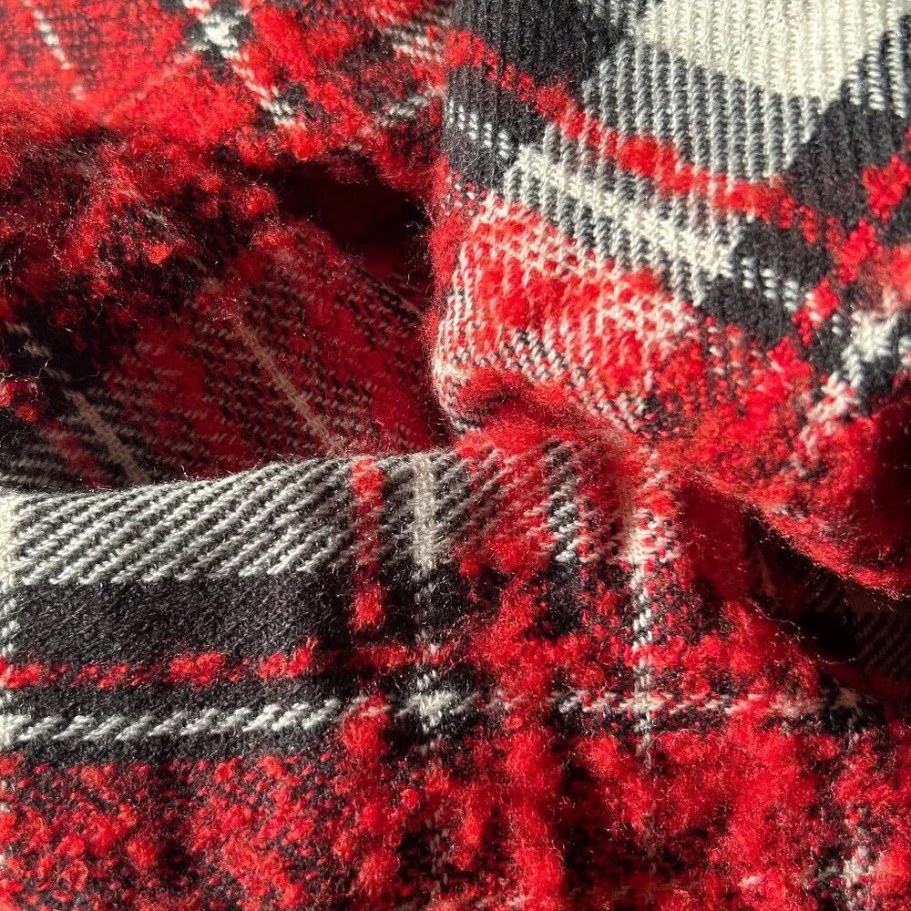 BCBGeneration Oversized Scarf Red Black Old $ Preppy Staple Academia Heritage